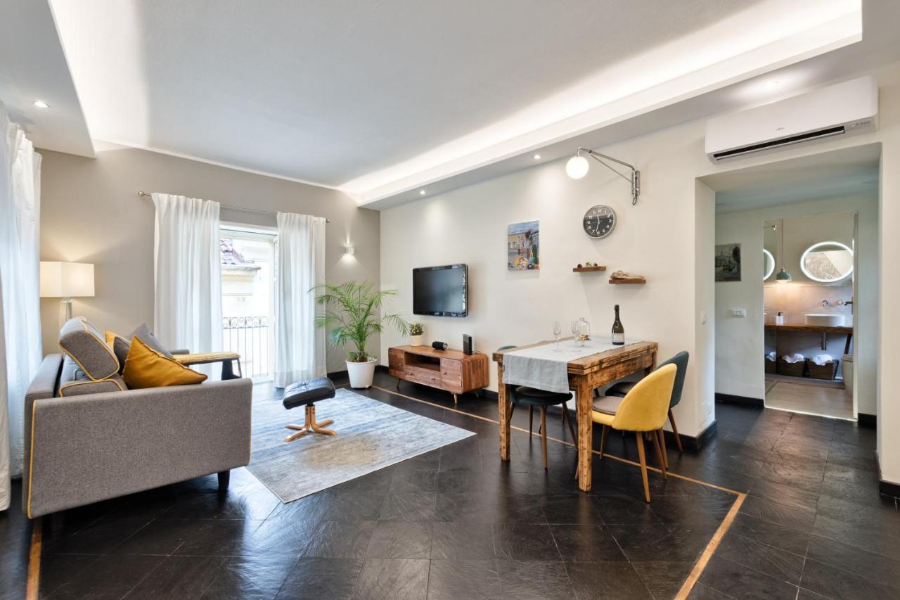 Acadamis - Garibaldi 9 Bis Apartment Turin Bagian luar foto